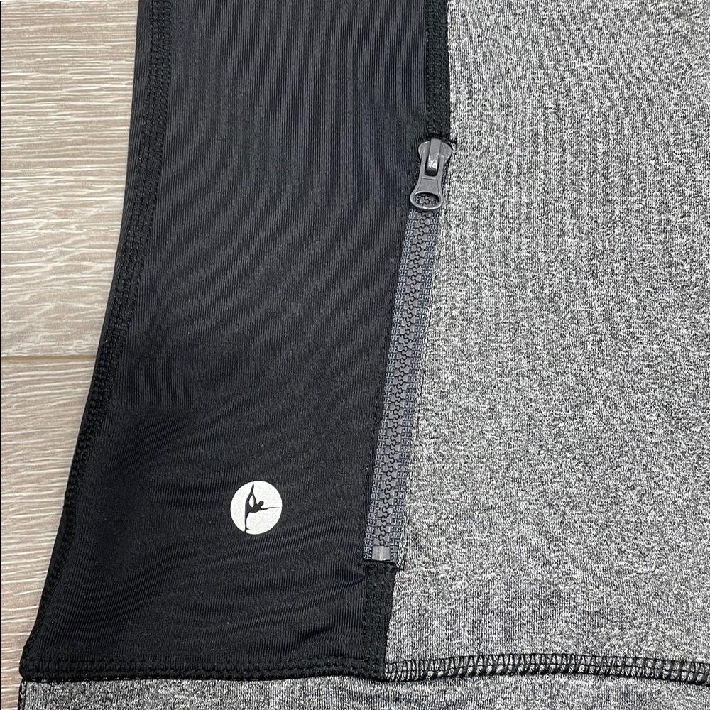 90 Degree by Reflex full-zip athletic jacket with thumbholes XS - Picture 12 of 16